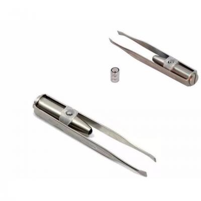 Nhíp Nhổ Lông Kèm Pin