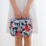 Túi Mỹ Phẩm Có Móc Treo Gấp Gọn Hoa Và Lá